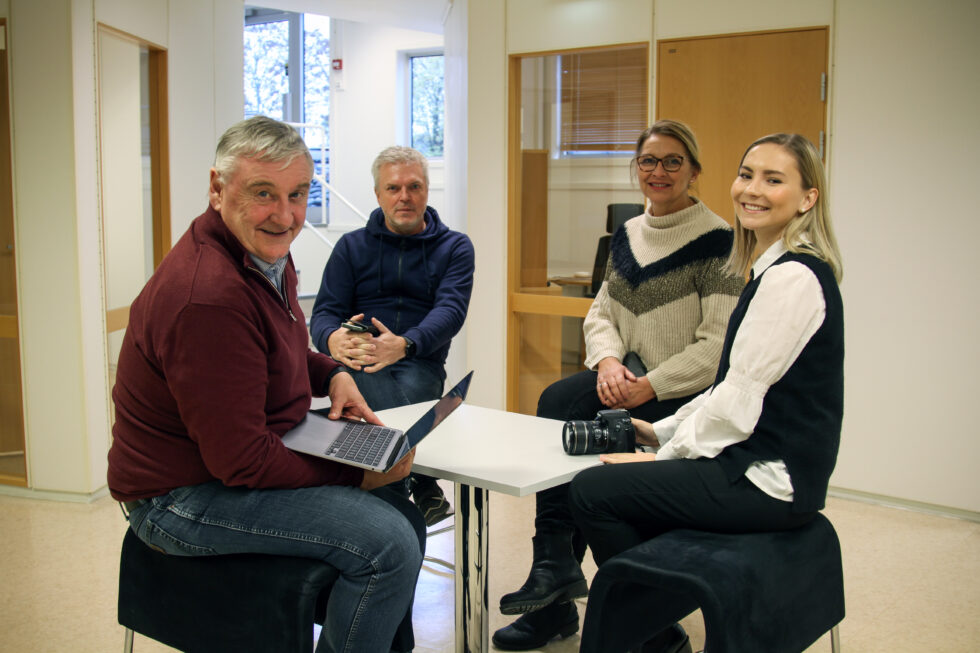 Staben av fast ansatte i Mitt Kongsvinger på åpningsdagen består av (f.v) Bjørn Taalesen, Geir Christiansen, Elisabeth Sjøbotten og Benedicte Bratås.