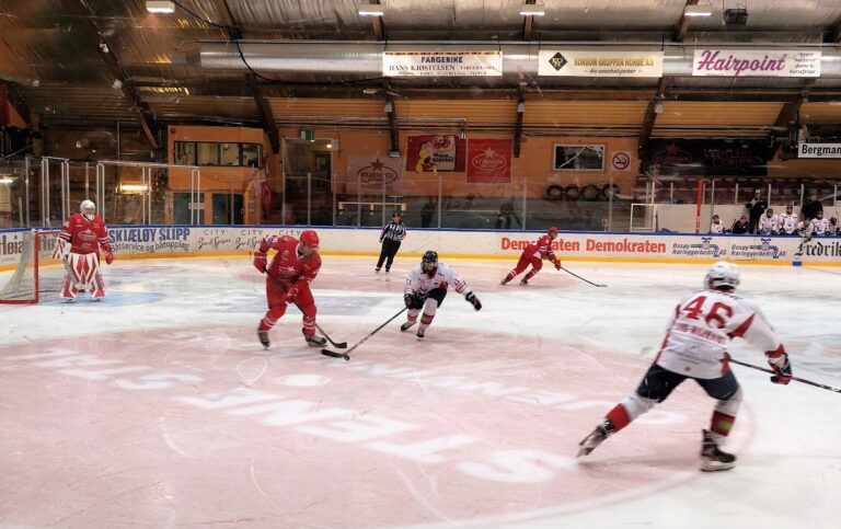 Det blir heller ingen ishockeykamper i Kongshallen denne uka.