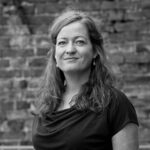 Forfatter Heidi Linde er aktuell med romanen «Hva hun klager over når hun klager over husarbeidet».