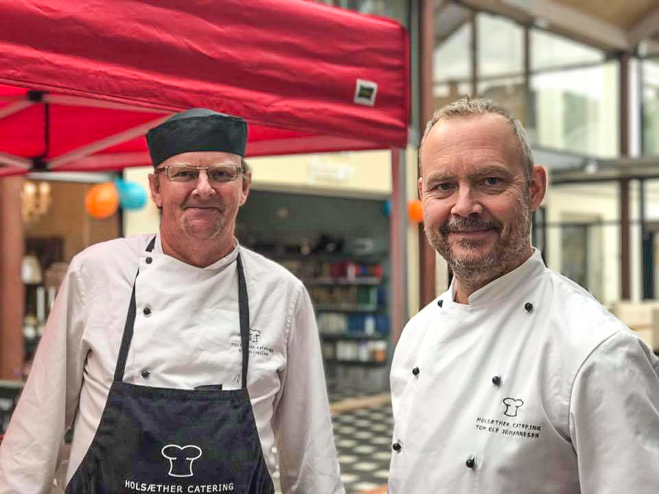 Uno Ellingsen (t.v.) og Tom-Ole Johannesen i Holsæther Catering i Kongsvinger.