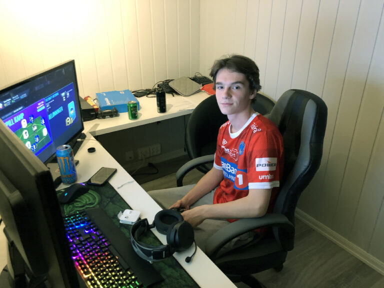 Martin Berget Johnsen er klar for en ny sesong med KILs e-sportlag.