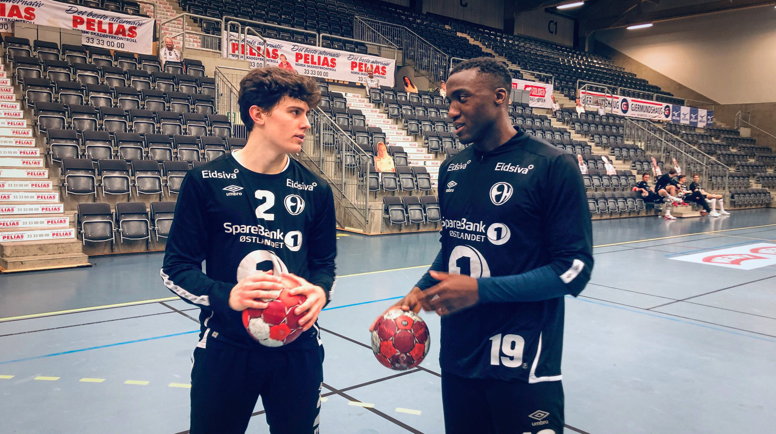 Oskar og Luc - et kjent radarpar på Elverums treninger.