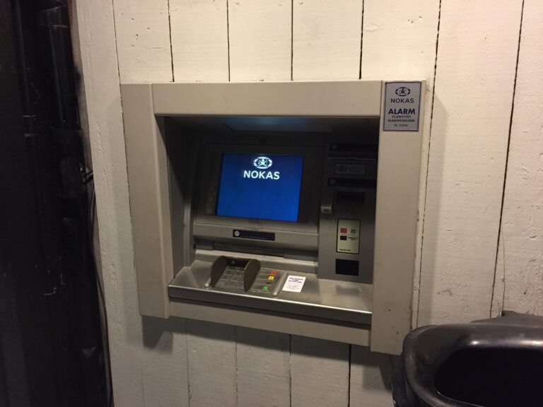 Minibankene kan raskt bli tomme når Nokas, som en følge av vekterstreiken, innstiller alle verditransport-rutene i Innlandet.