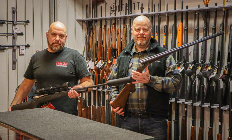 — Vi er opptatt av rekruttering og da er det synd at saksbehandlingstiden for våpensøknader skal ta så lang tid, sier leder i Kongsvinger Jeger- og fiskerforening, Lars Marius Bakken.