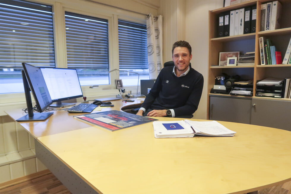 Tom Cato Vangen (t.h.) blir merkeansvarlig for Toyota i Sulland Gruppen, og Even Bjørkli er konstituert som ny daglig leder i Toyota Sulland Kongsvinger.