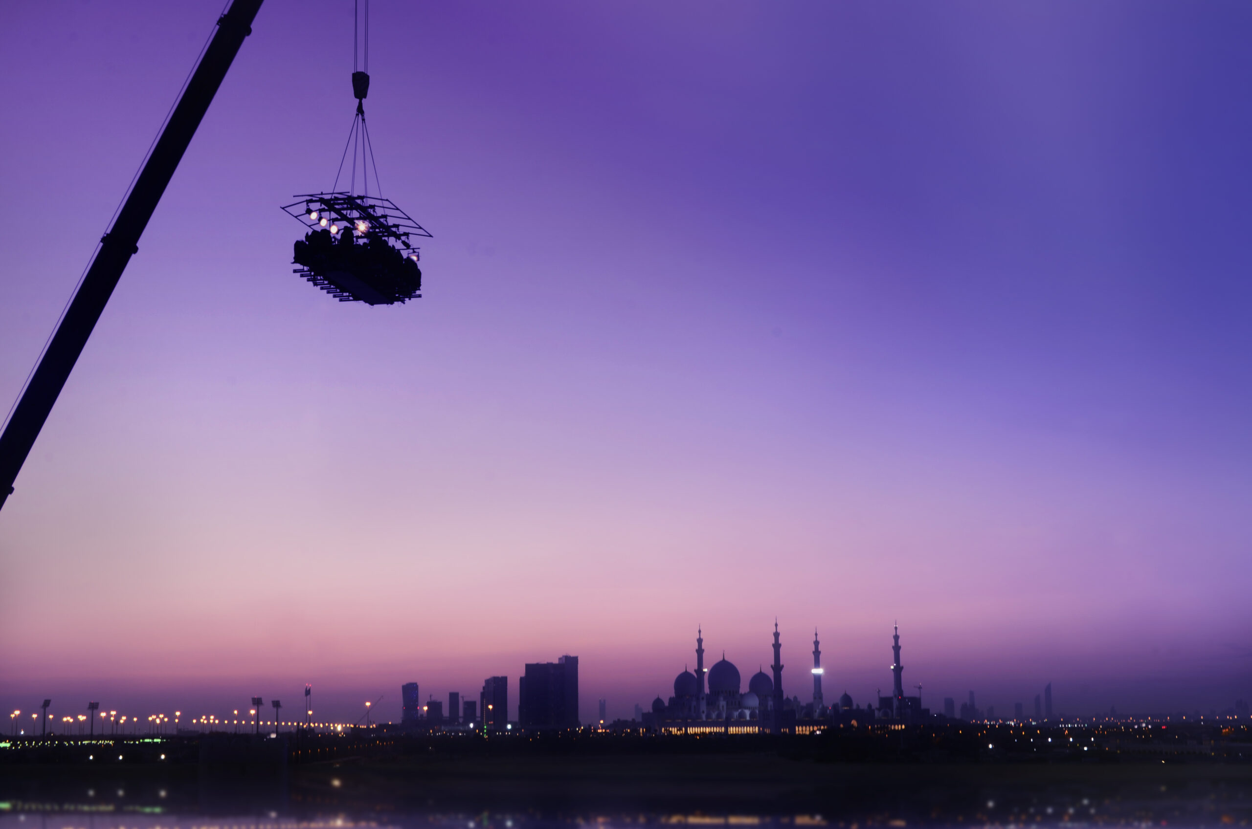 Middag i solnedgangen over Abu Dhabi.
