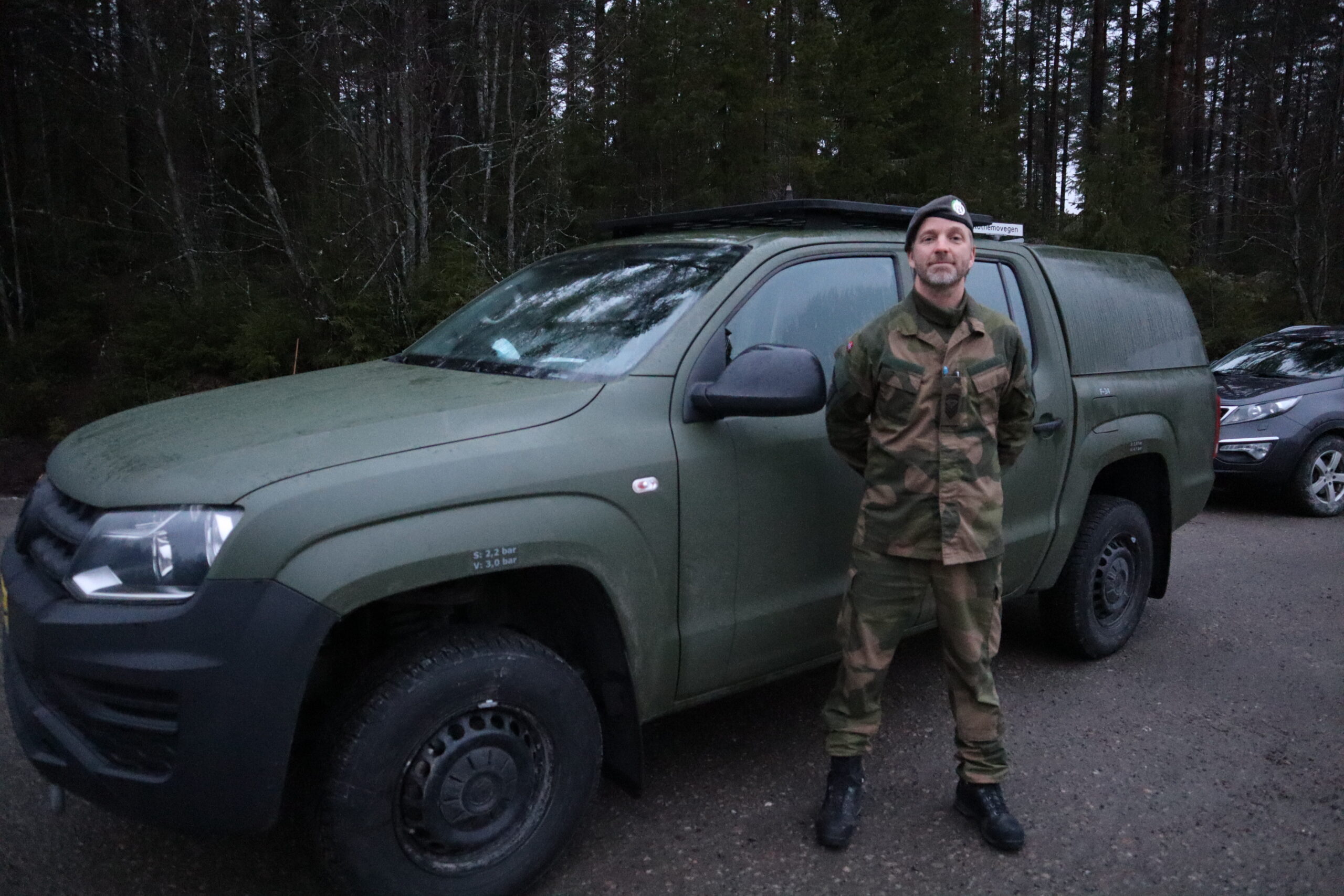 Operativ ansvarlig og områdesersjant Ole Petter Vibekken er ute for å følge opp patruljer på grensen.