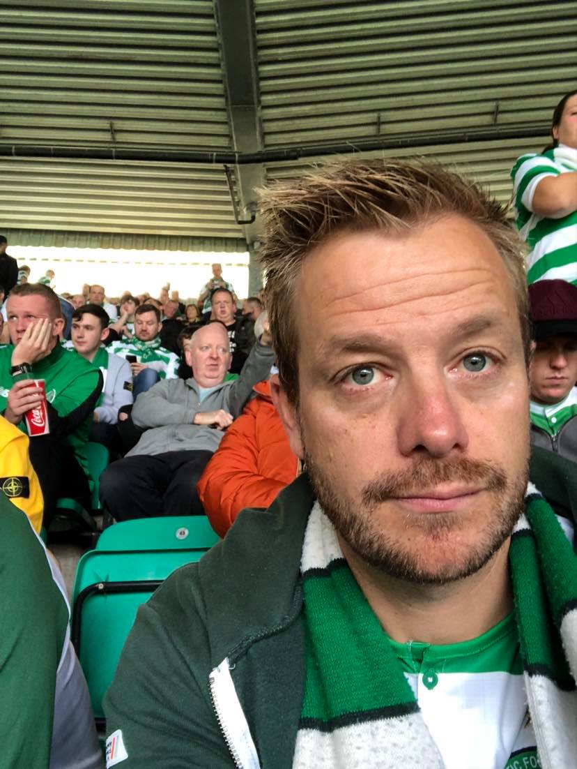 Lars Joakim Hanssen er lidenskapelig opptatt av fotball og har sesongkort på Celtic Park.