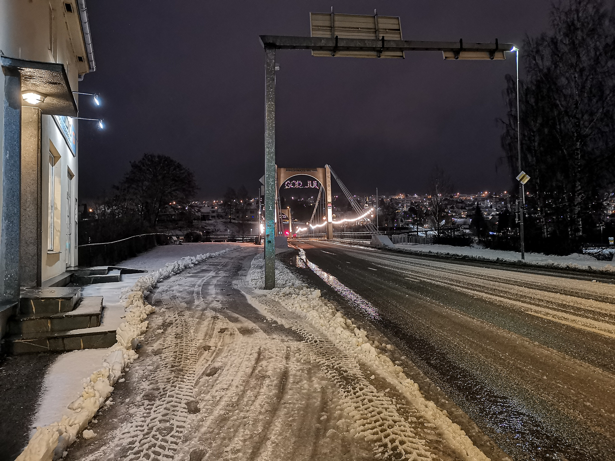 Store deler av Kongsvinger var perfekt brøytet både på fortau og vei allerede før kl 08 mandag.