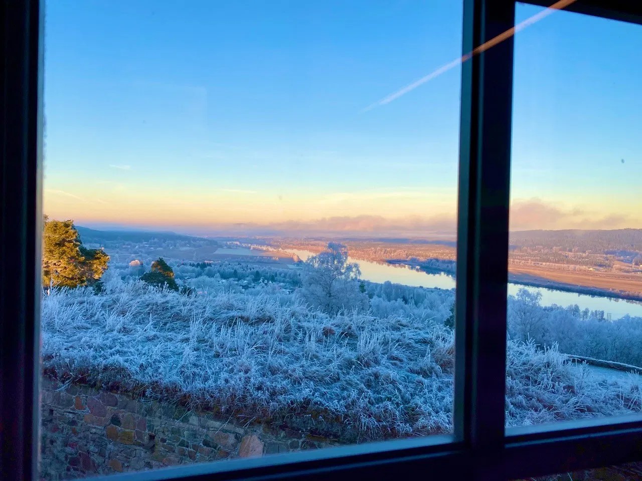 Utsikt til Glomma fra hotellrommet