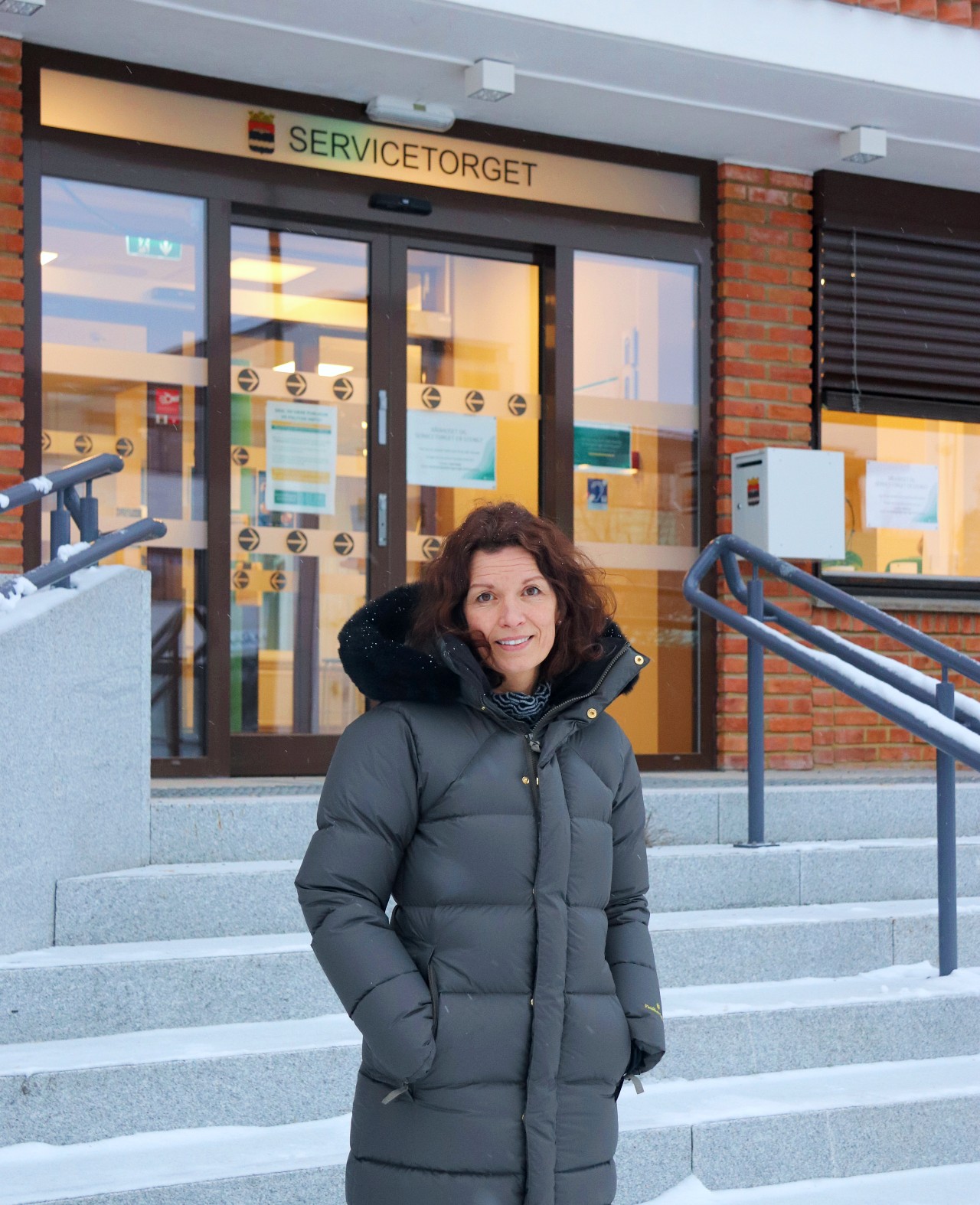 Mettes ansvarsområder er kommunens HR-enhet, dokumentsenter og servicetorg.