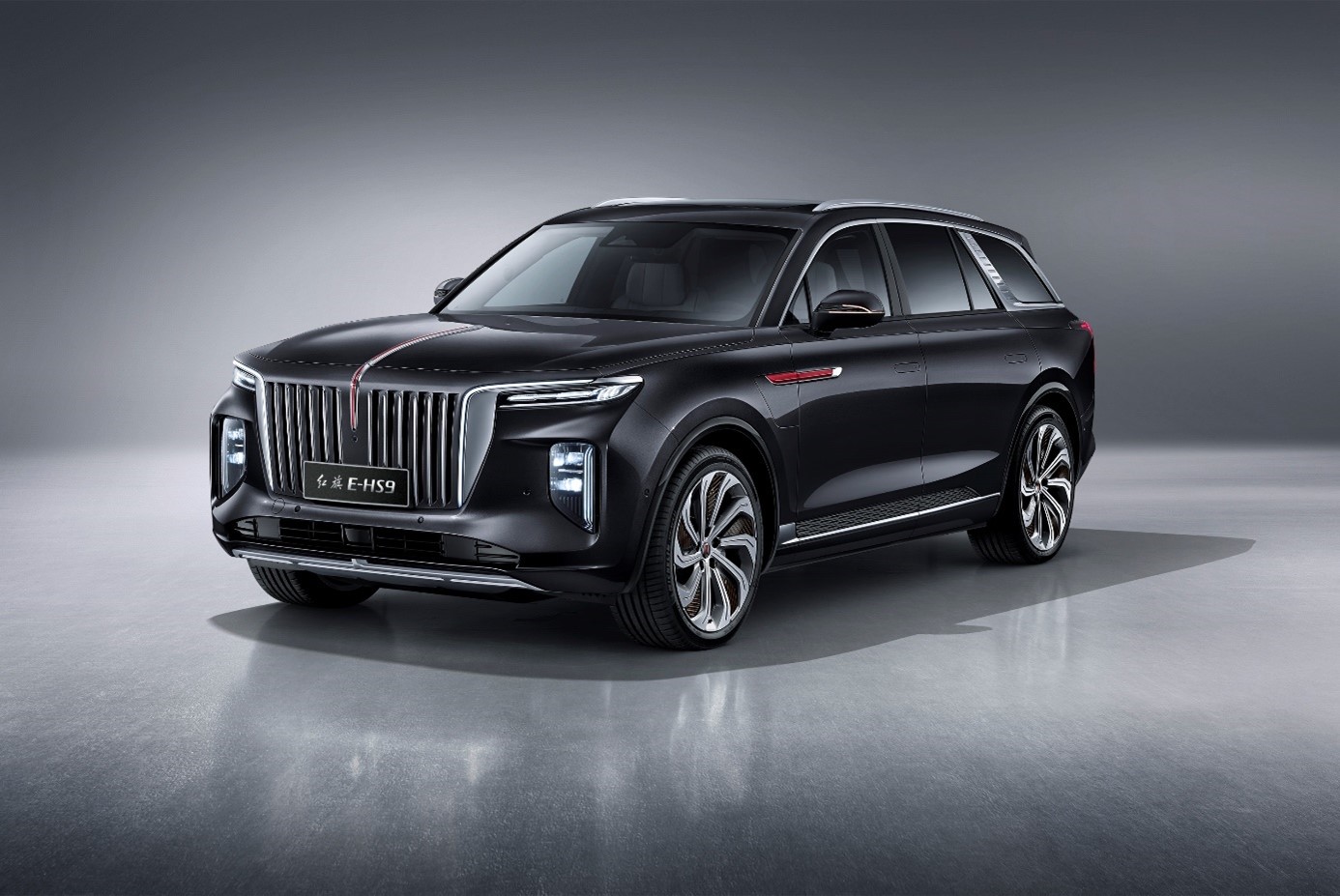 Hele 5,2 meter lang er Hongqi E-HS9. Den kinesiske bilen kommer på markedet senere i år.