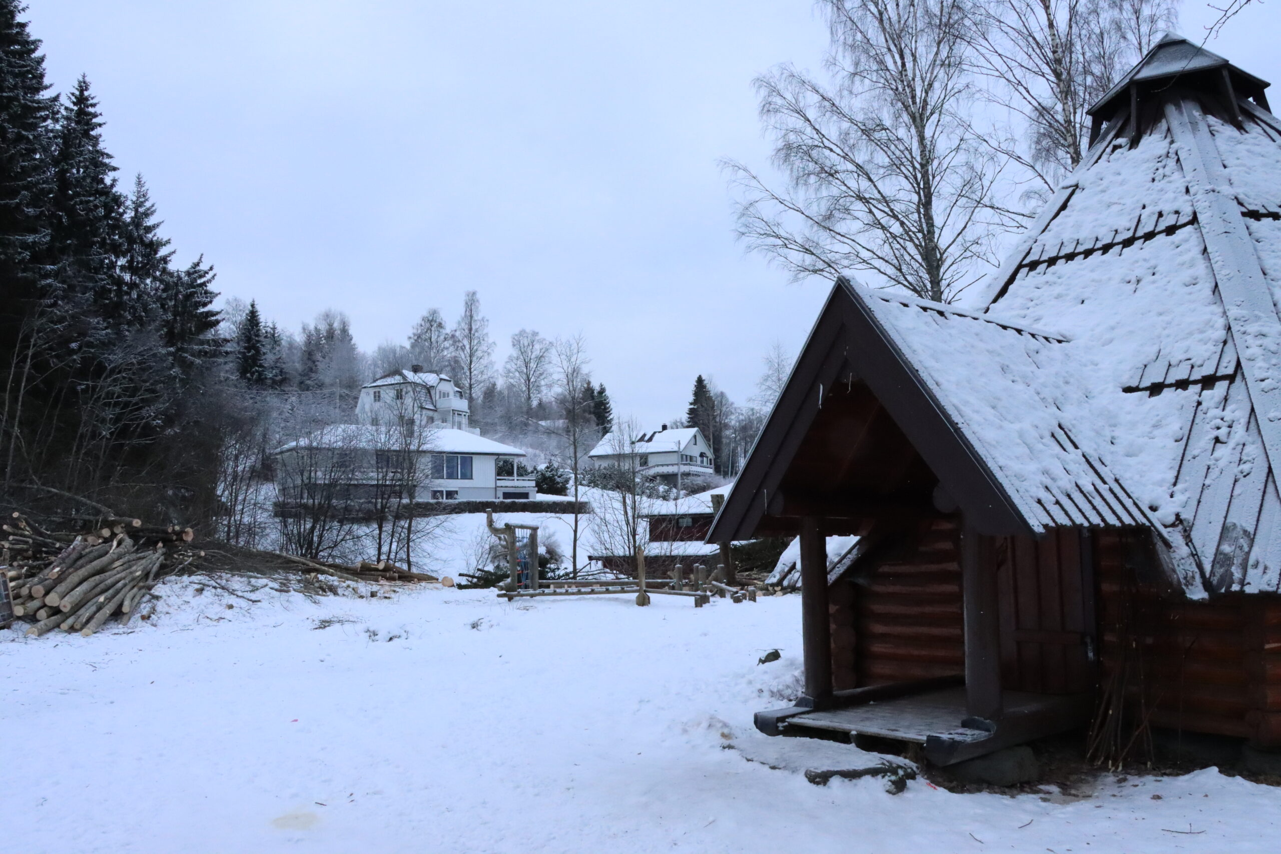 Plutselig ble det langt mer innsyn inn mot Puttara for de nærmeste naboene.