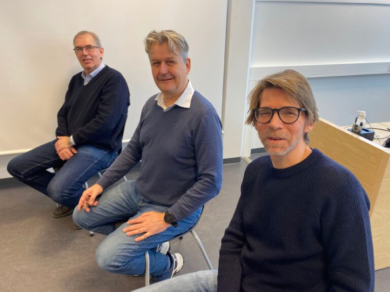 Klosser-lederne Lars Gillund, Stian Gulli Hansen og Werner Melby opplever økt interesse for næringsutvikling, og mener det er avgjørende at kommunene planlegger for framtida.