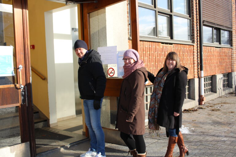 Det nye kommunale foreldreutvalget i Kongsvinger. Fra venste: utvalgsrepresentant Linda Rødland, Utvalgsleder Alf Mathias Lilleengen og utvalgets nestleder Linda Kristin Unumb