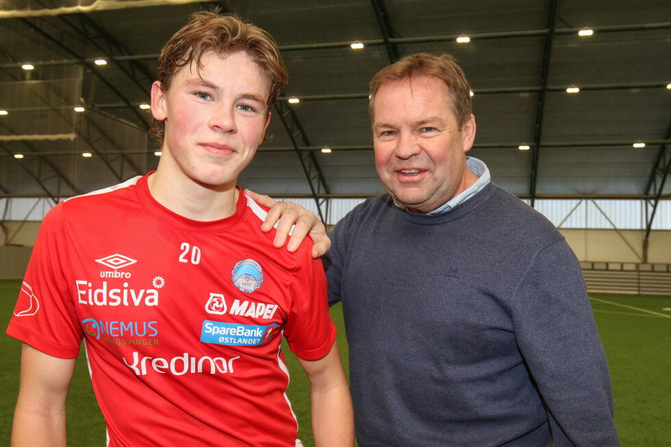 Jesper Grundt har alltid hatt støtten fra far Trond Erik og familien i ryggen. Nå vil han overta rollen som familiens kjendis.