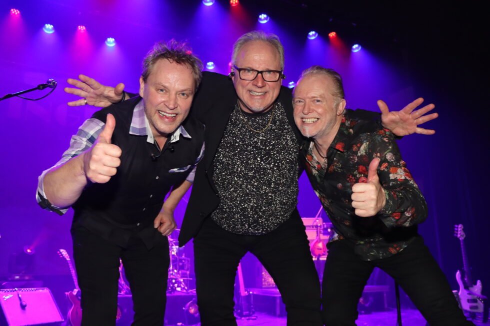 Odd Arne Sørensen (t.v.), Terje Ingemar Larsson, Steve Andersson og resten av Ingemars var i fyr og flamme på hjemmebane lørdag kveld.