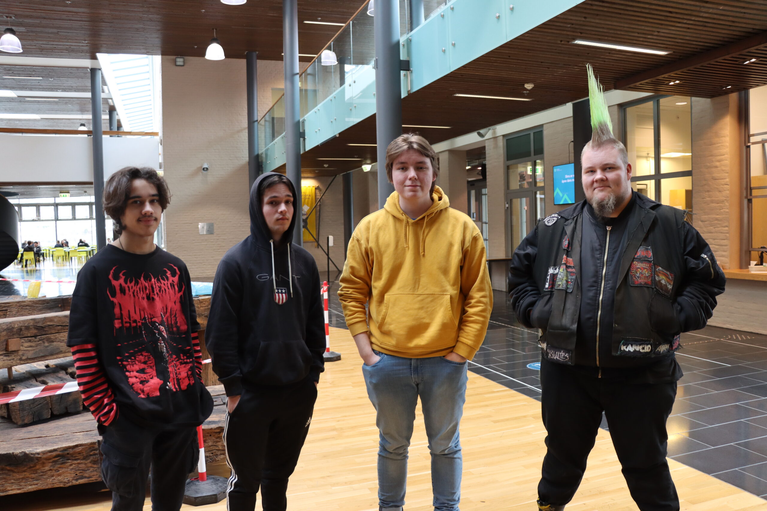 Hamdi Tønnesen (t.v.), Herman Rusten, Emil Grundt og Simen Nabben.