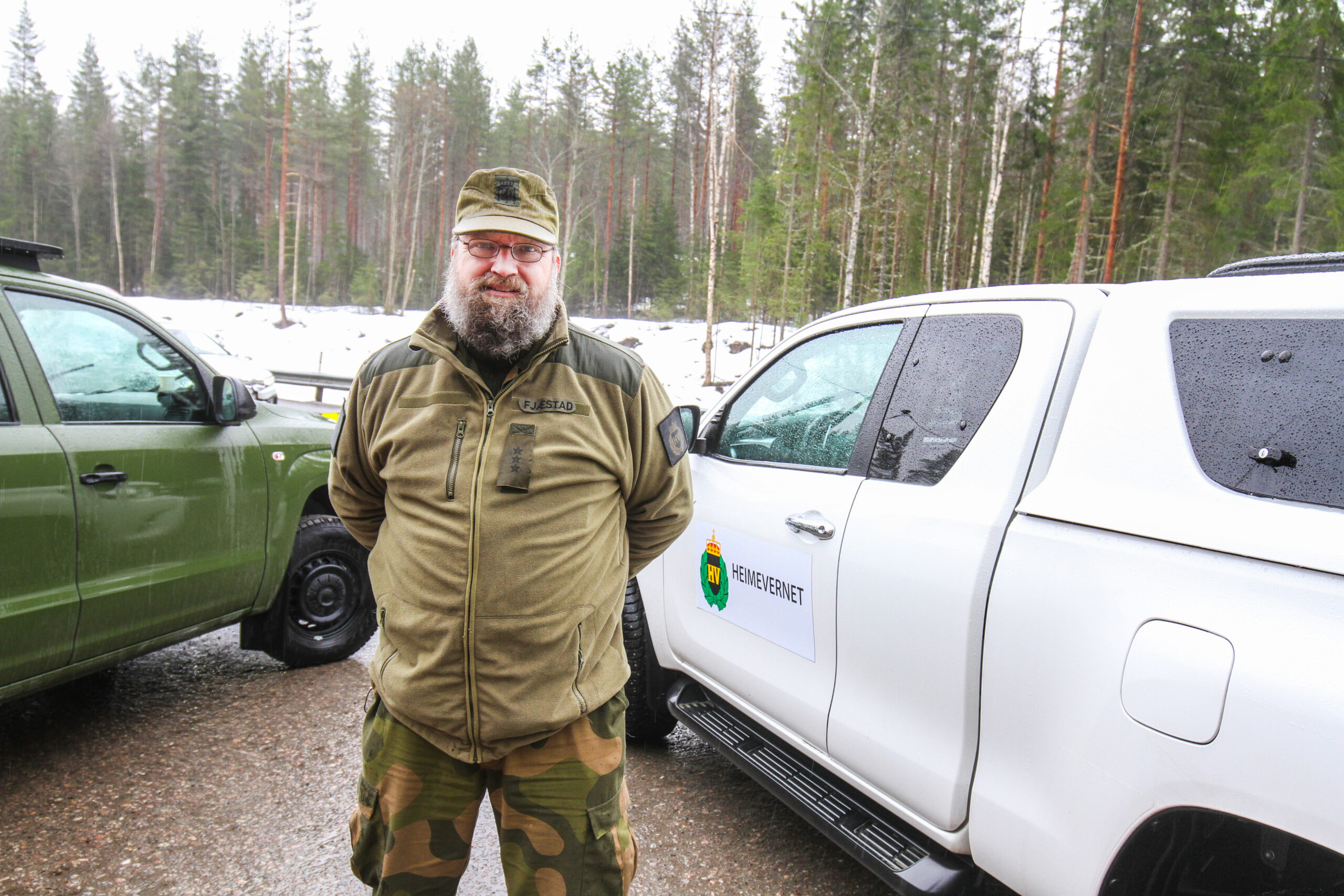 Områdesjef for i HV Hamar, Thor Magnus Fjæstad, berømmer HV-soldatene som har bidratt under pandemien.