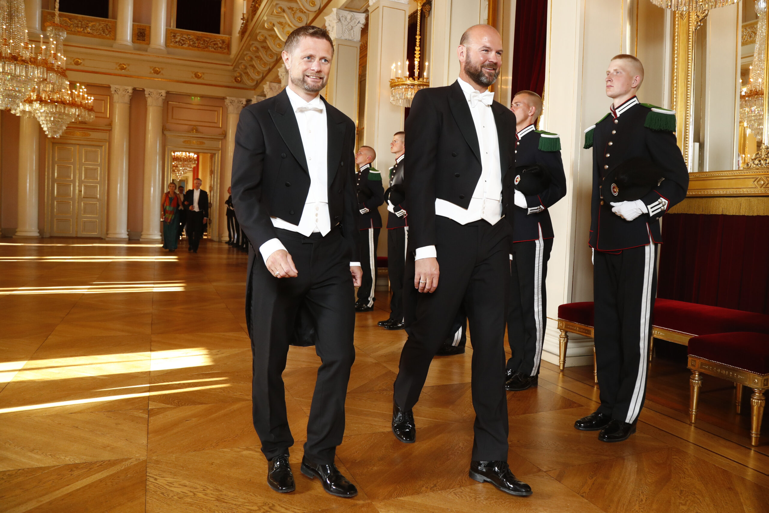 Helseminister Bent Høie og ektemann Dag Terje Solvang på gallamiddag på Slottet i anledning statsbeskøk fra Slovakia i 2018.