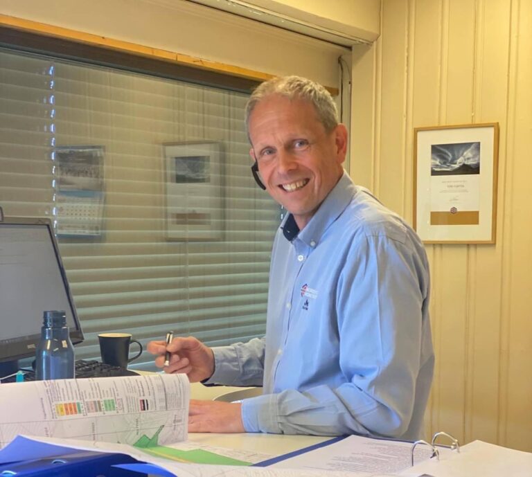 Selger Tore Fløiten hadde en annerledes dag på jobben tirsdag. Aldri har han opplevd større interesse for boligtomter i Kongsvinger enn i dag.