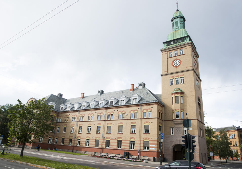 Oslo universitetssykehus, her illustrert ved tårnbygget hvor den administrative delen ligger, har målt antistoffresponsen.