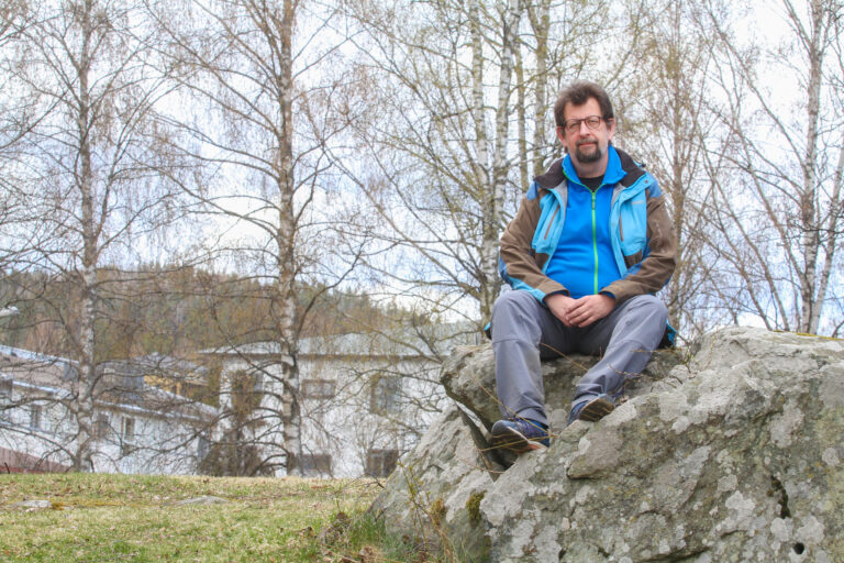 Lars Ovlien har funnet dokumentasjon som viser at Byparken ikke var en gave til befolkningen. Kongsvinger kommune har hele tiden vært eiere av parken.