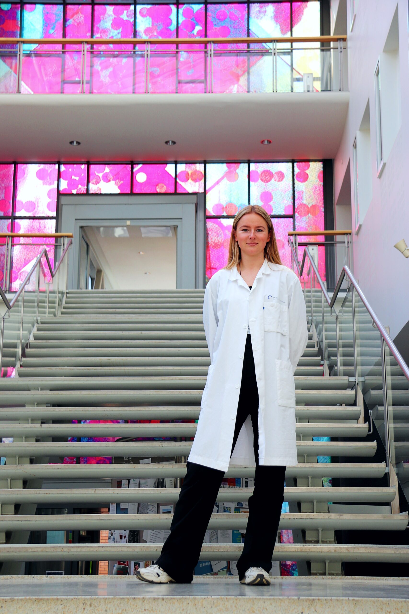 Medisinstudent Eline Benno Vaage bidrar i viktig koronarelatert forskning. Forskerlinjen legger grunnlaget for en doktorgrad i medisin