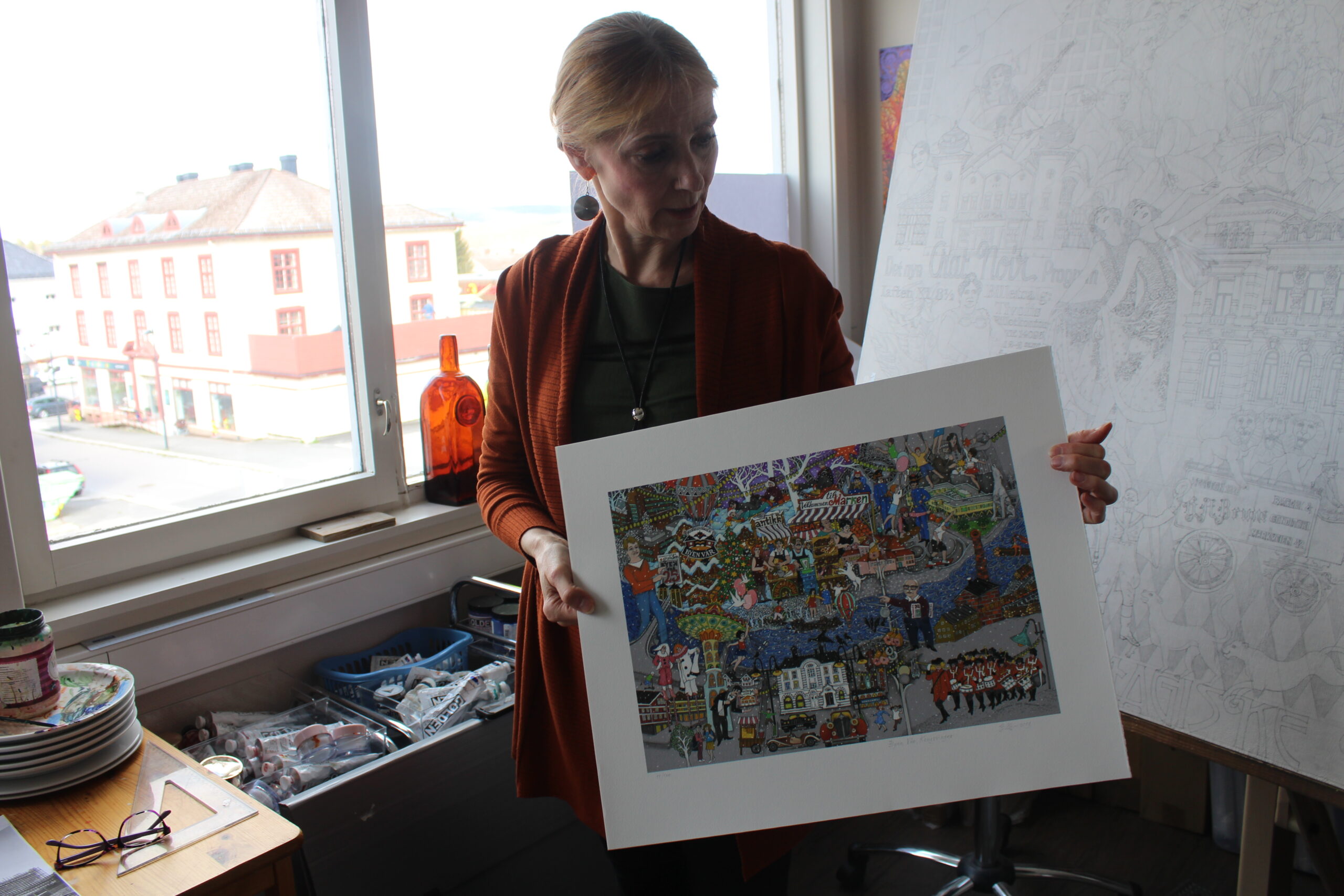 Abessinovas kunst har blitt en del av den lokale identiteten. I tillegg til Kongsvingerserien har hun laget lokale verker for lokale aktører. Originalen av dette maleriet ble opprinnelig på bestilling fra organisasjonen Byen Vår.
