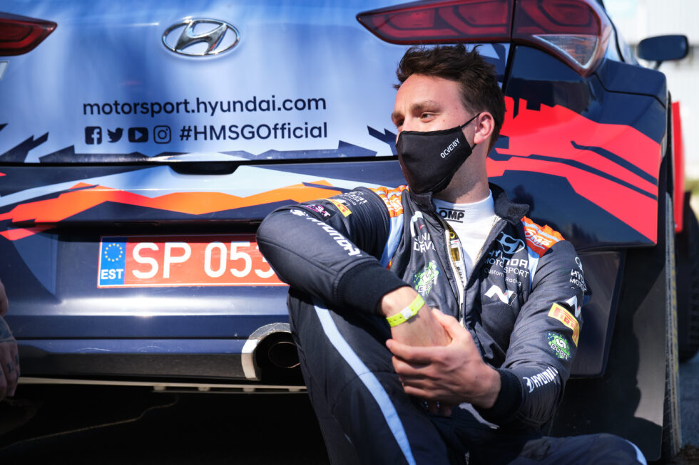 Ole Christian Veiby må stå over Rally Portugal etter positiv koronatest.