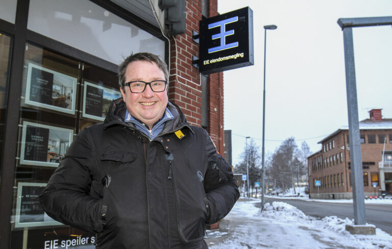 – At det skal begynne å snu i Kongsvinger har jeg ingen tro på, sier Jo Heiki Støve i EIE Eiendomsmegling.