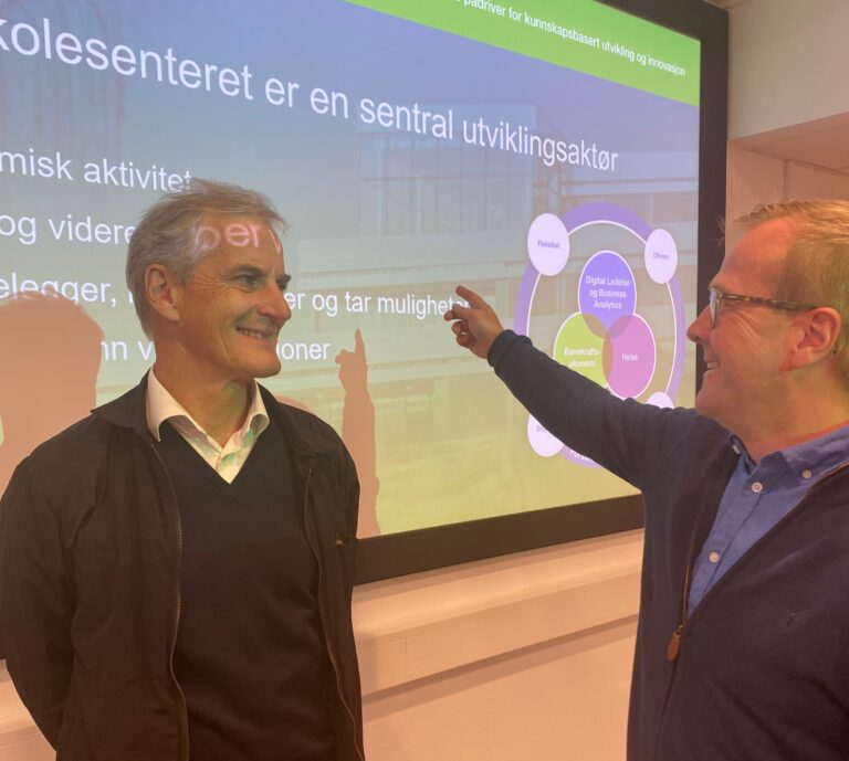 Ap-leder Jonas Gahr Støre likte det han fikk servert fra en optimistisk daglig leder av Høgskolen i Kongsvinger Vegard Herlyng i går.