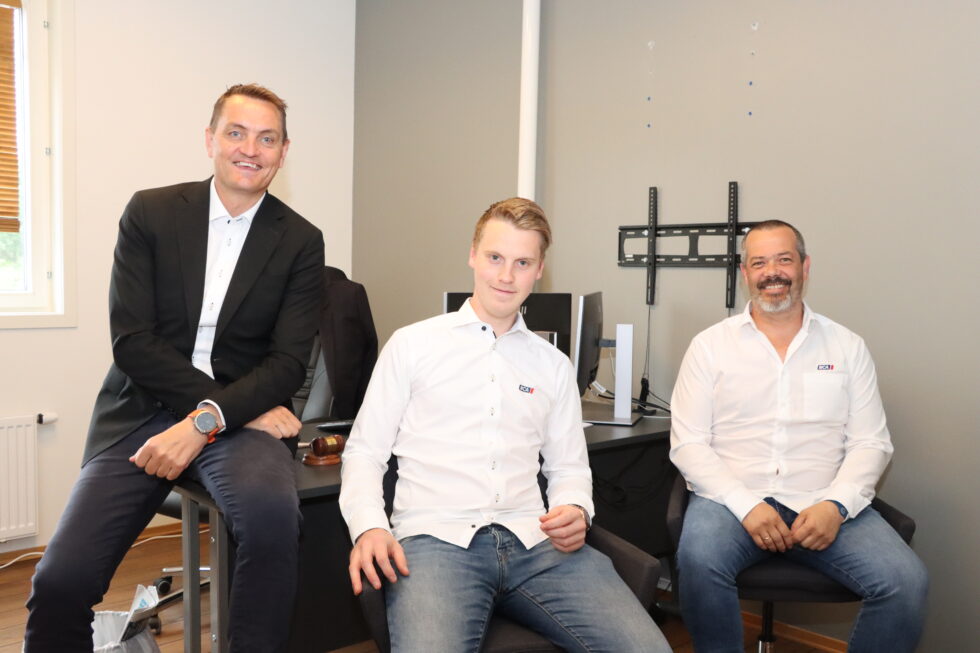 Henrik Mohn (t.v.), Magnus Anthi og Geir Ståle Kristiansen ser etter flere kollegaer. Henrik Mohn er fast bestemt på at man aldri må slutte å tenke stort.