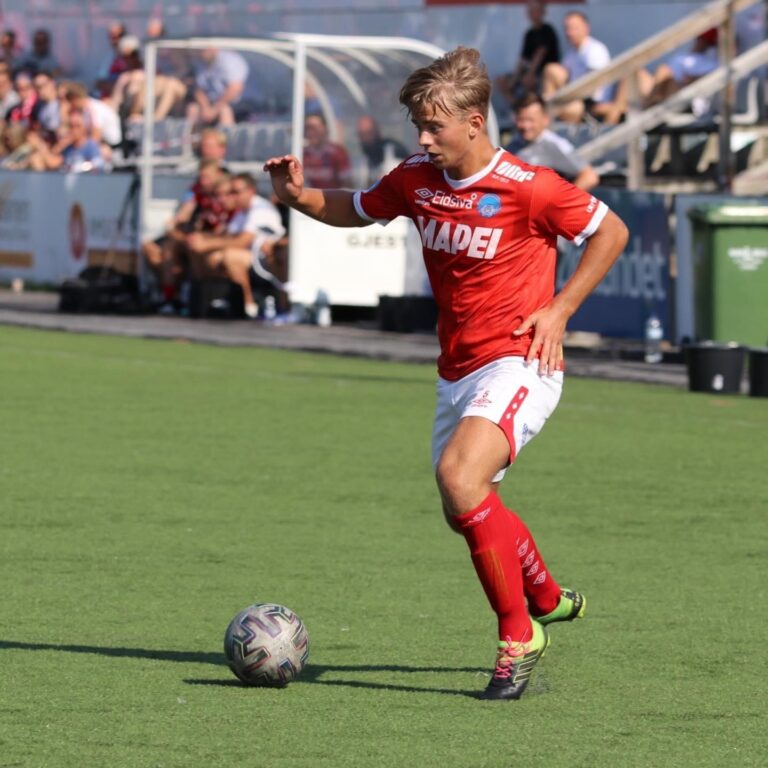 Kristian Selmer ble dagens helt med to scoringer mot Nybergsund.