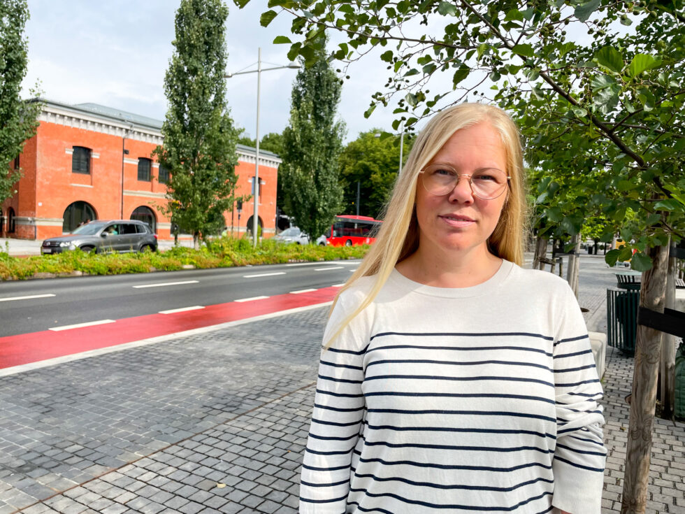 UNGDOMSDRIKKING ER ET FORELDREANSVAR: Foreldre må være tettere på ungdommen sin og ha klare regler for alkohol, mener fungerende generalsekretær i Av-og-til, Katrine Gaustad Pettersen.