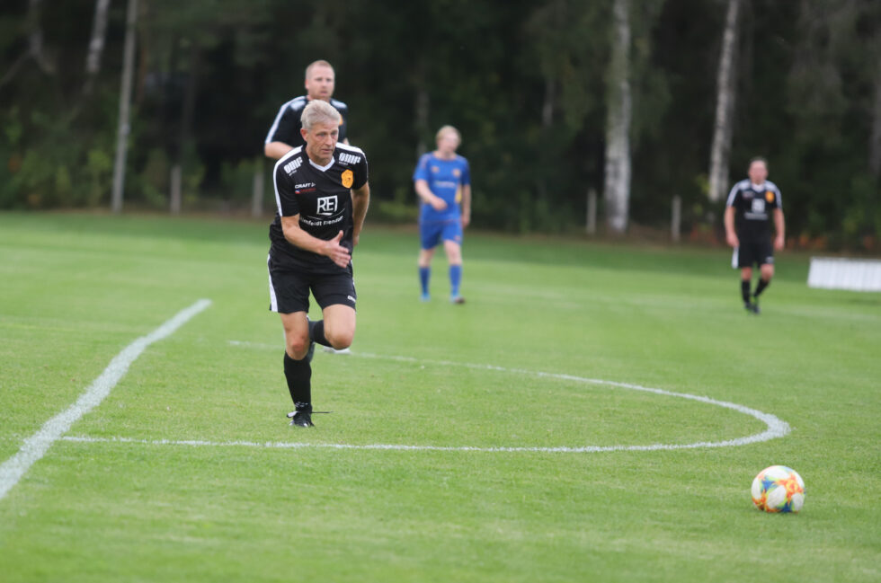 Steinar Roland brukte bare fem minutter på å score årets første mål.