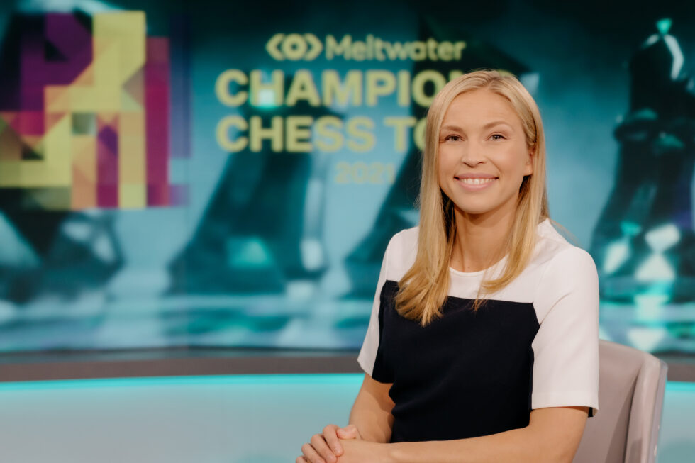 Kaja Snare fra Kongsvinger er ansiktet utad for sjakksendingene til Champions Chess Tour, som har nådd 100 millioner seere.