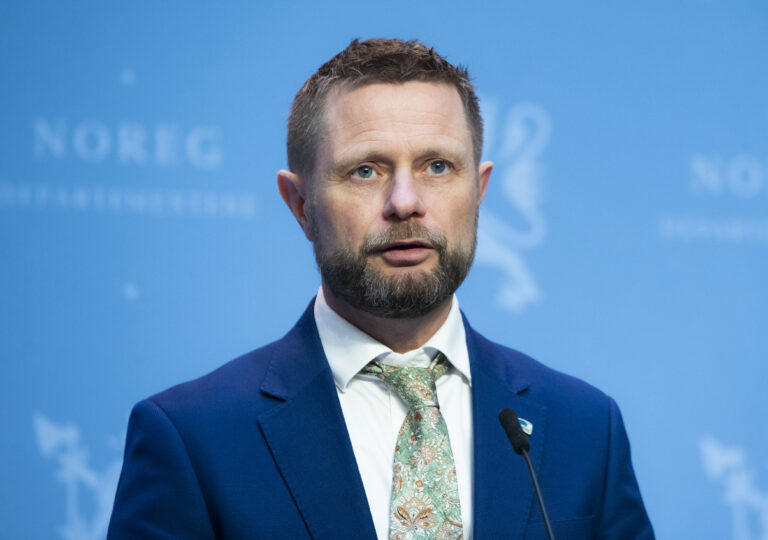 Pressekonferanse med helse- og omsorgsminister Bent Høie.