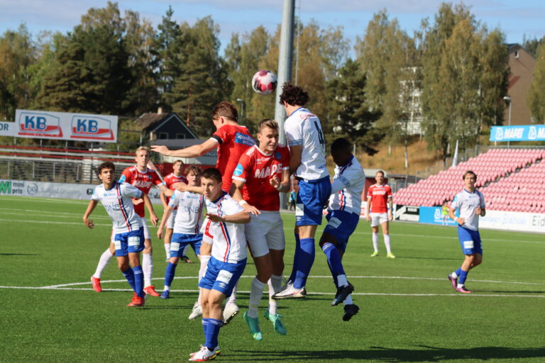KIL var mye innenfor Vålerenga 2 sin 16-meter.