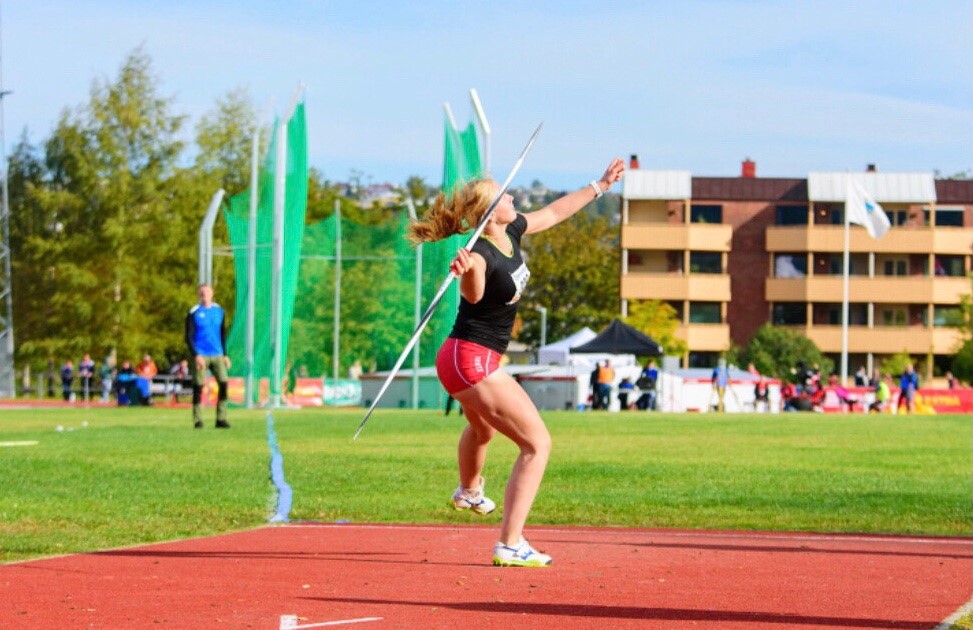 Mali Halldorsson kastet spyd lengst av alle.