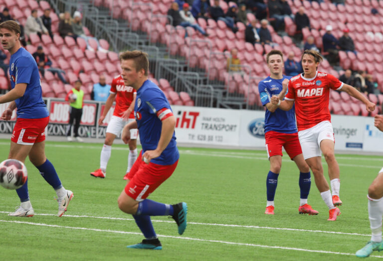 I den formen Mathias Gjerstrøm er nå, så er han egentlig for god for å spille i 2. divisjon.
