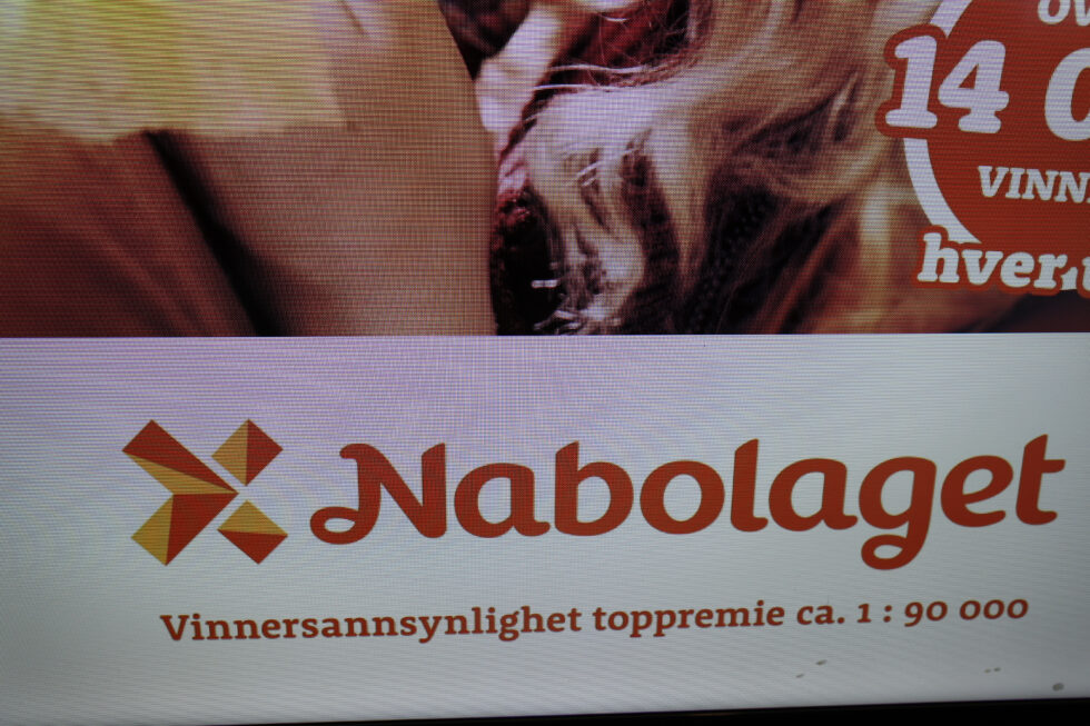 Hamar  20181012.Bilde av Nabolaget spillet med Norsk Tipping sin nye logo.Foto: Terje Bendiksby / NTB