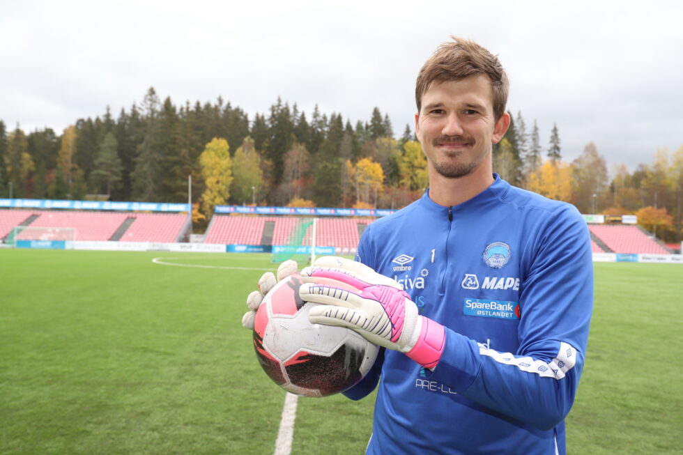 August Strömberg har stengt KIL-målet. De siste fem seriekampene har han holdt nullen.