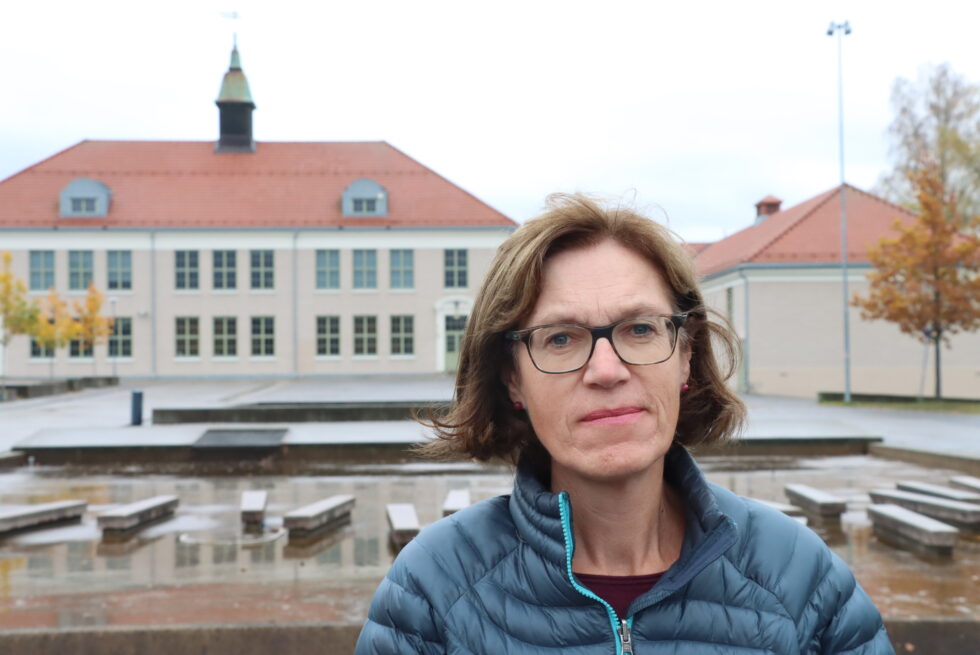 Inger Noer er vil komme til bunns i lovligheten av urintesting på Sentrum videregående skole.