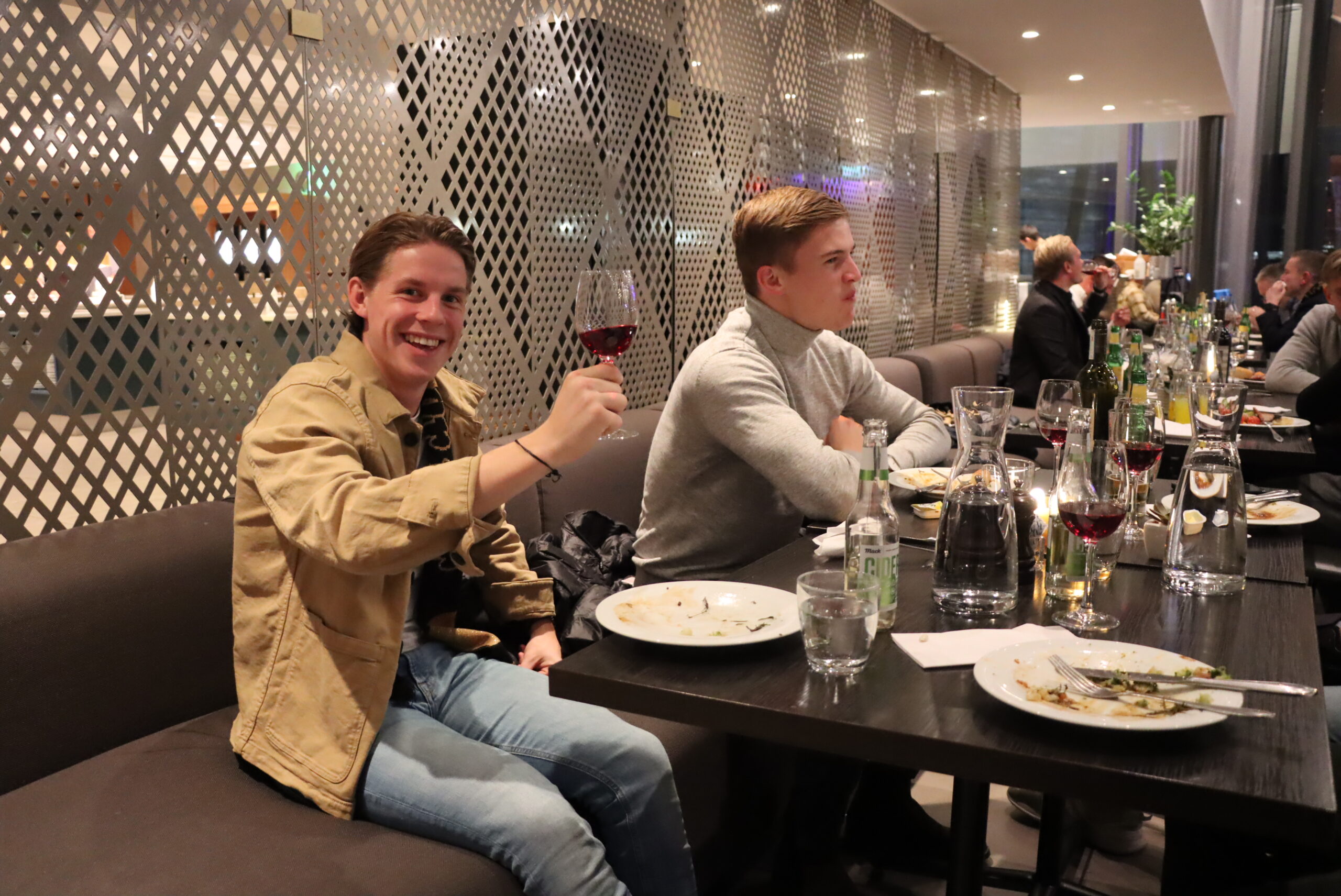 Alexander Håpnes har nå i likhet med sin far fått være med på å rykke opp med KIL.