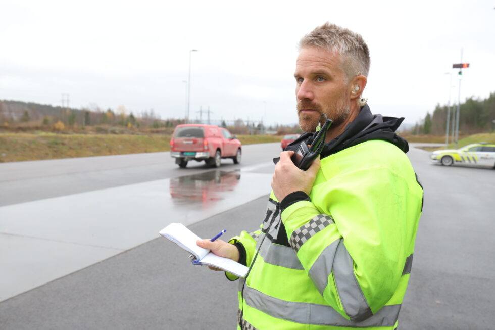 Stømner kontrollstasjon var full av biler under noen hektiske timer torsdag ettermiddag.