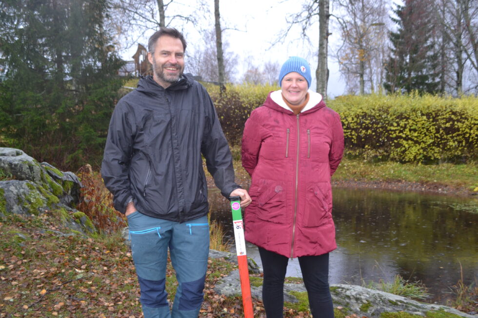 Anders Hauger og Lene Margrethe Steinbekken er fornøyde med veksten i antall stolpejegere.