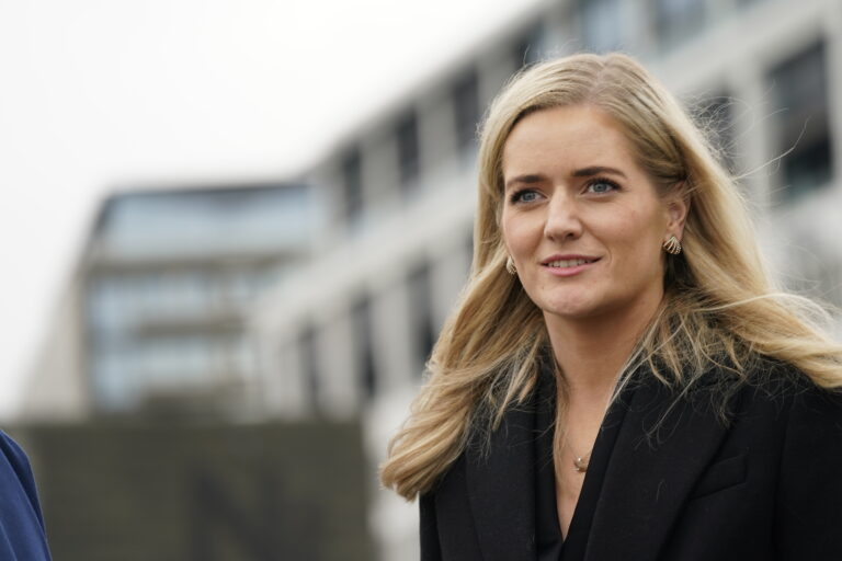 Lokalleder Reidun Martinsen i Innlandet politidistrikt er bekymret for mange av sine medlemmer som fra nyttår står uten jobb.