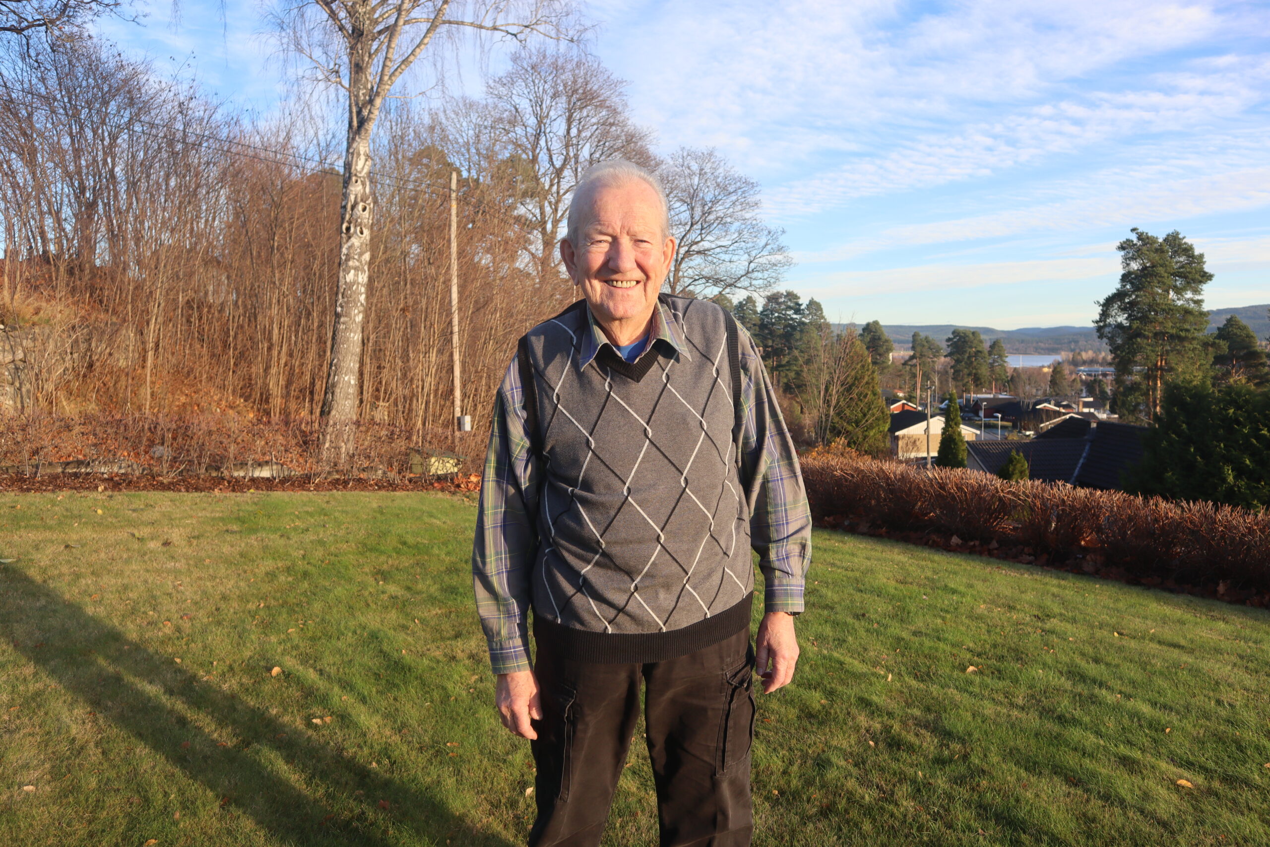 Hans Reum på Kongsvinger husker godt skogbrannen på Varaldskogen. I 1975 var han tilknyttet Kongsvinger brannvesen, og var en av mange brannfolk som ble sendt ut for å få kontroll på det som kunne ha blitt en storbrann.