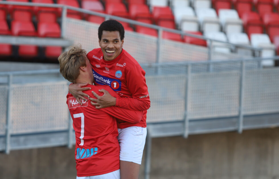 Nå er det klart hvilke lag Henrik Touray og Jakob Bratberg og resten av KIL Fotball skal møte i 5. divisjon neste sesong.